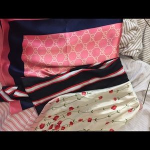 Accessories - Silky scarfves vintage designer patterned bandana Accessories - Silky scarfves vintage designer patterned bandana